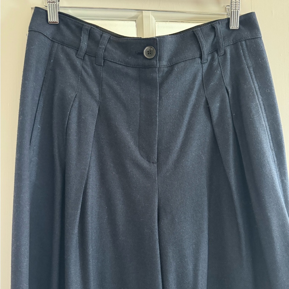 ME+EM EUC Navy double pleat Italian flannel wide leg pants - size 8 (Short) - Picture 4 of 14